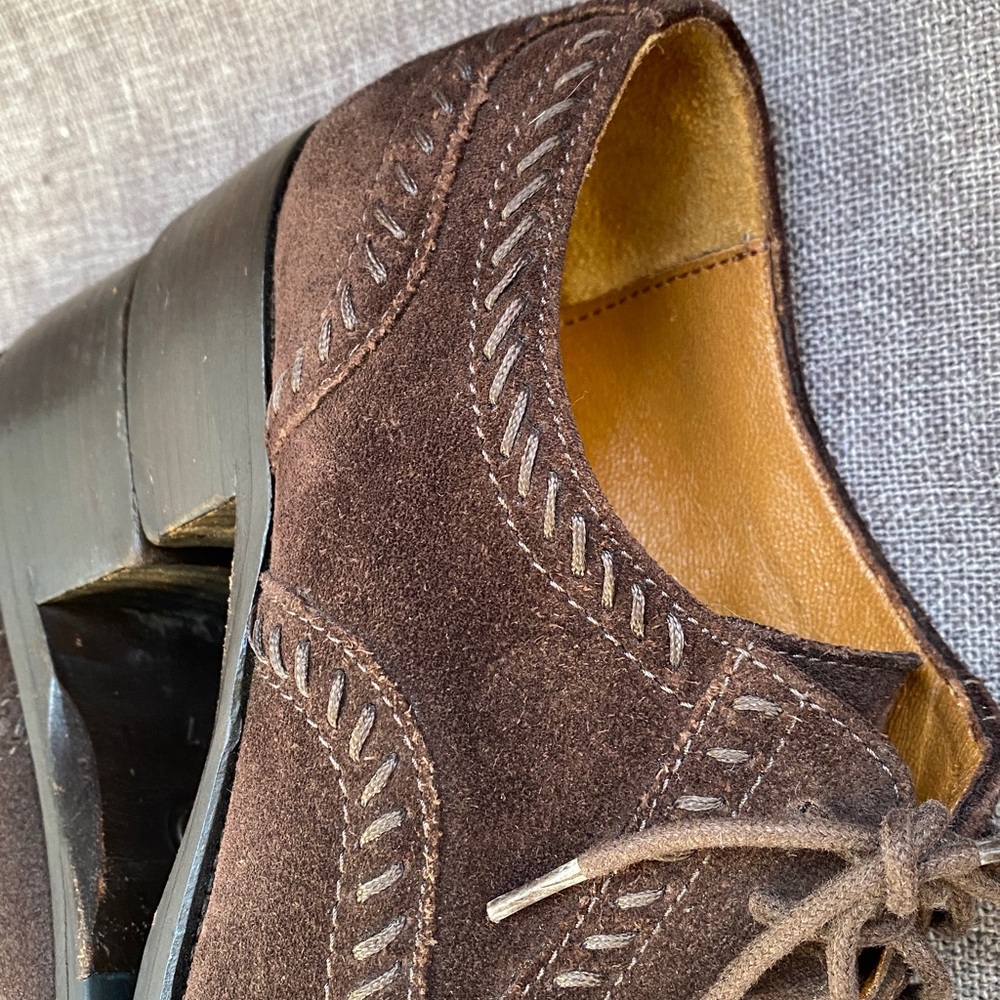 Joan and David Size 7 Brown Suede Oxford Tie stacked Heel Shoes - Picture 14 of 16